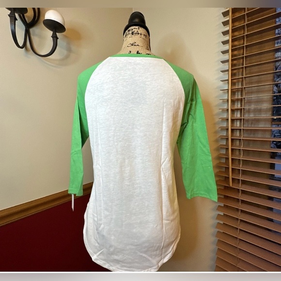 NWT Sz S Looney Tunes Tweety Bird St Patrick's Day Junior's 3/4 Sleeve Raglan - Picture 3 of 8